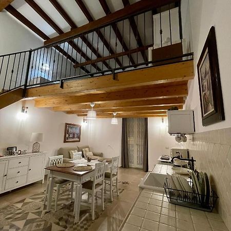 A Casa Di Dora Apartment Bari Exterior photo