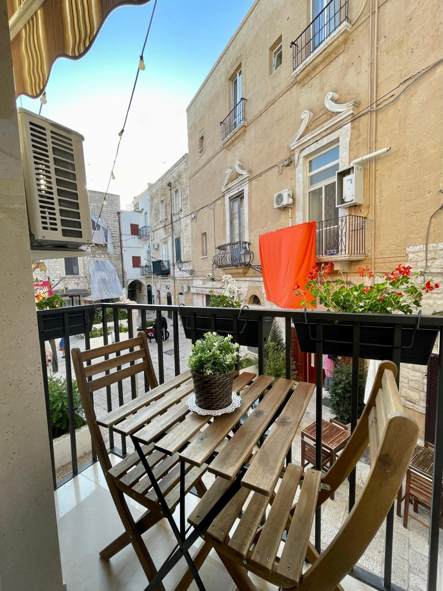 A Casa Di Dora Apartment Bari Exterior photo